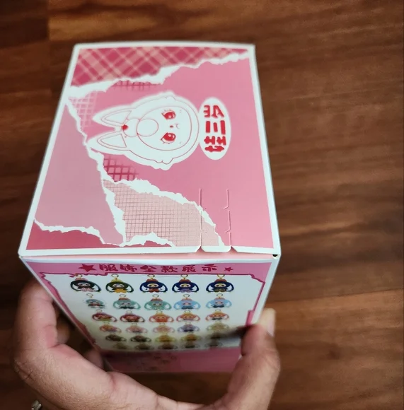 BB3 Macaron V2 Plush Keychain BLIND BOX - Picture 4 of 6